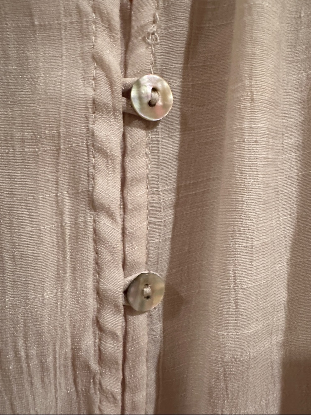 Embroidered Button-Front Tunic Blouse - Picture 5 of 6